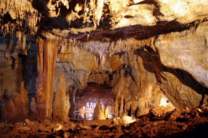 Interior of the Manot Cave in Israel’s Galilee, where a 55,000-year-old skull sheds new light on human migration patterns. (Photo: Amos Frumkin / Hebrew University Cave Research Center)